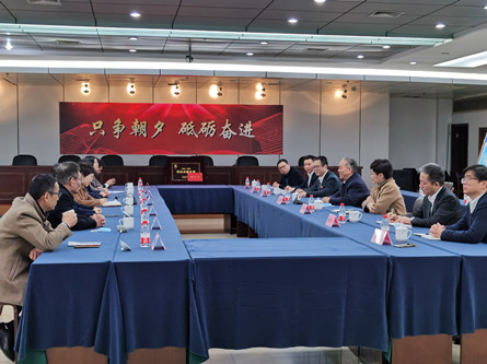 區(qū)領(lǐng)導(dǎo)新春走訪慰問(wèn)“突出貢獻(xiàn)企業(yè)”國(guó)泰建設(shè)集團(tuán)